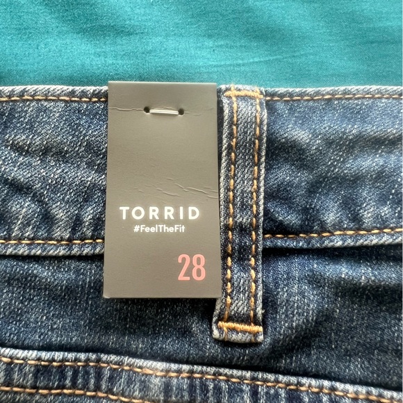 Torrid 28 Vintage Stretch High-Rise 3.5 inch Shorts NWT - Picture 10 of 12